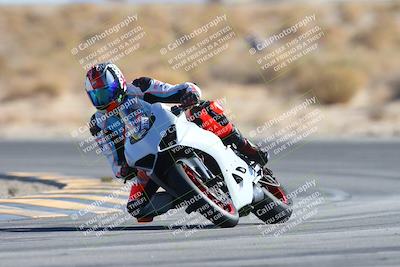 media/Jan-10-2025-CVMA Friday Practice (Fri) [[489e0da257]]/Group 4 and Trackday/Session 4 (Turn 16)/